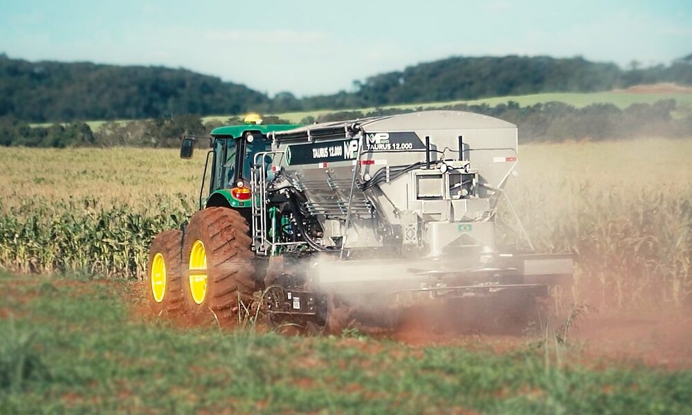 Le spécialiste brésilien des épandeurs d'engrais MP AGRO rejoint le groupe AMAZONE | Vidéo