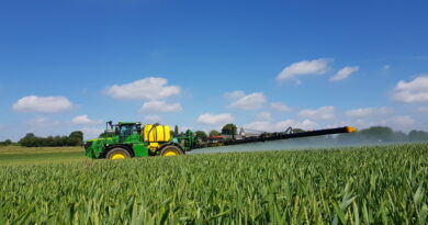 John Deere R4150i