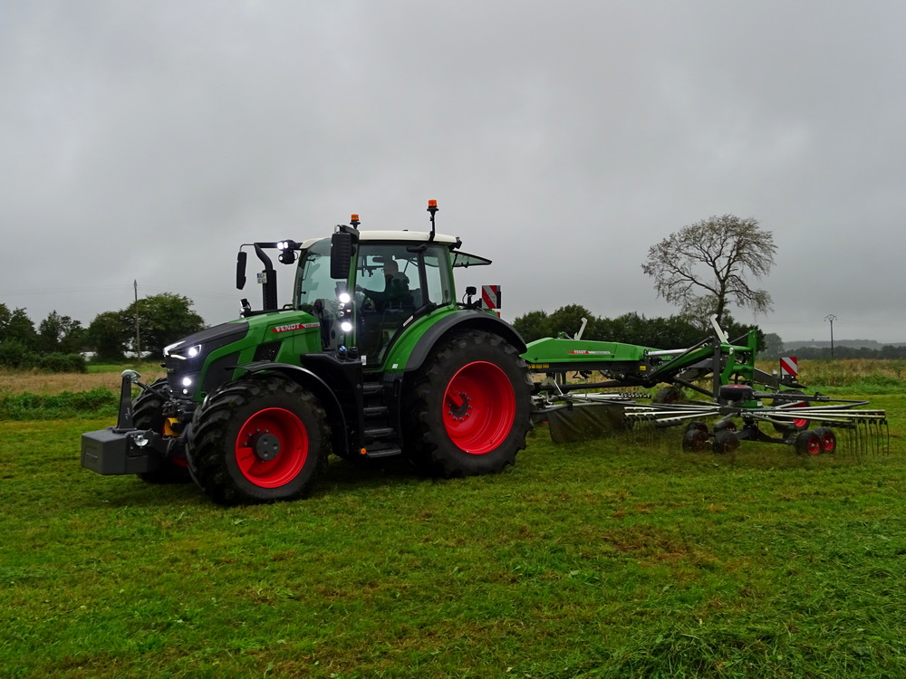 Fendt Former 860 C PRO. 